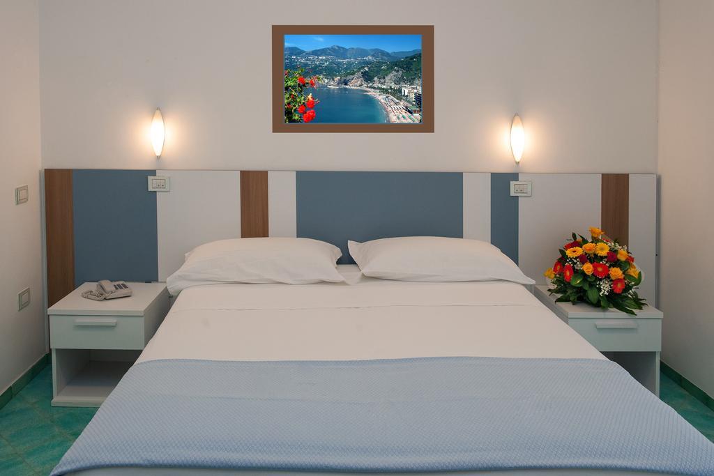 Hotel De Rosa Maiori Εξωτερικό φωτογραφία